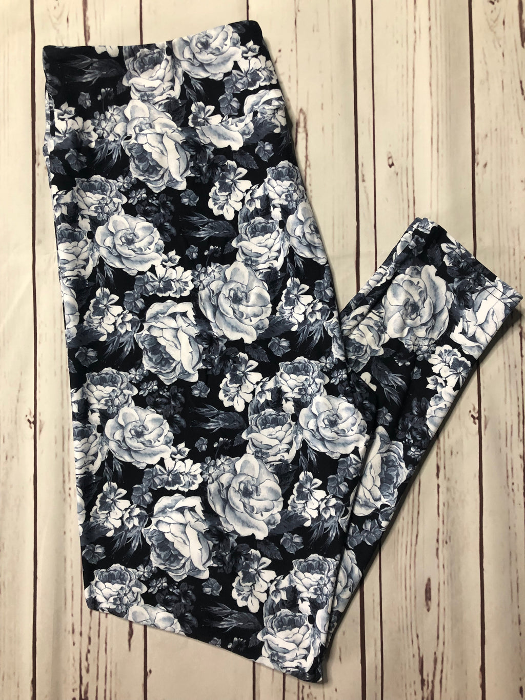 Vintage Roses Leggings